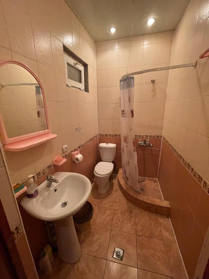 Hotel Гостевой Дом На Гечба Gagra Exteriér fotografie