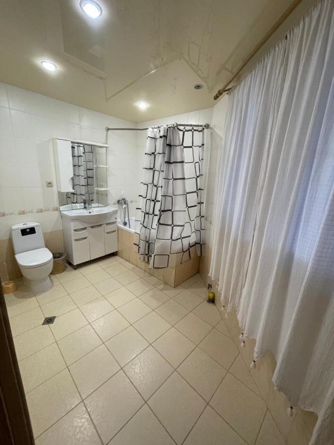 Hotel Гостевой Дом На Гечба Gagra Exteriér fotografie